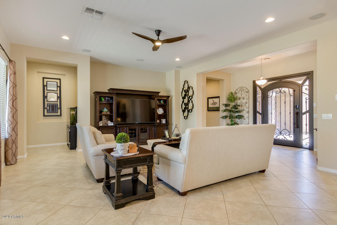14330 West Coronado Road Goodyear, AZ 85395 - Photo 12 of 77 Neutral Tiling