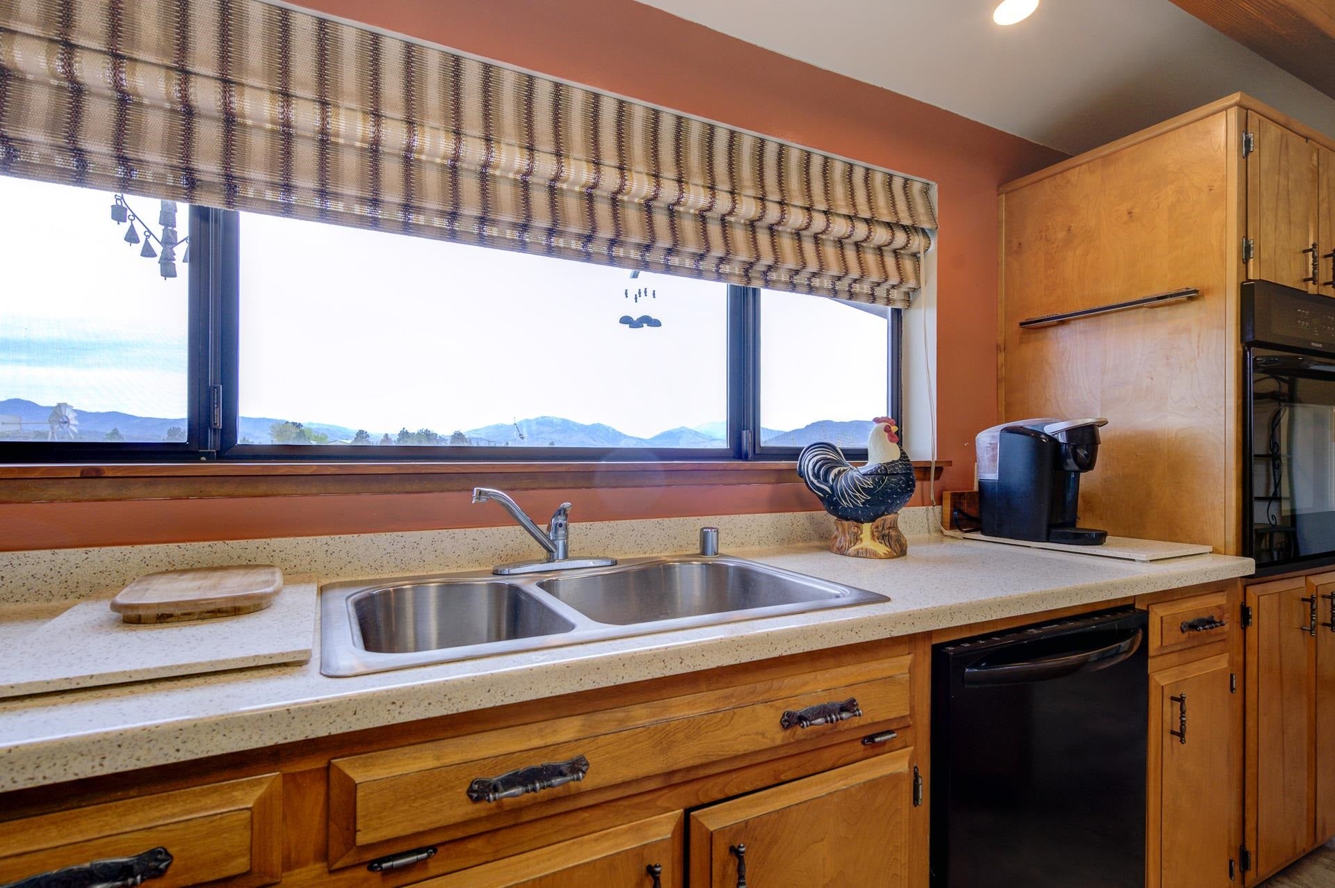 431 Holcomb Road Montague, CA 96064 - Photo 31 of 49 Gallery Image 31