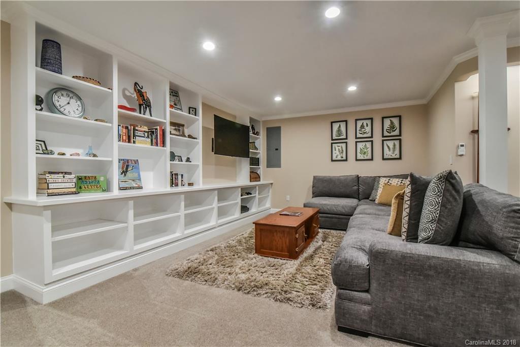 77 Maple Forest Road Fairview, NC 28730 - Photo 10 of 35 Gallery Image 10