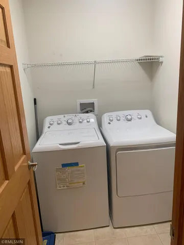 $2,450 | 3125 Legacy Lane, Woodbury, MN 55129