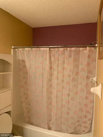 $2,450 | 3125 Legacy Lane, Woodbury, MN 55129