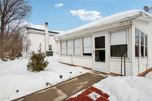 $399,900 | 825 West Avenue, Sweden, NY 14420