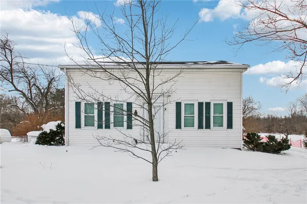 $399,900 | 825 West Avenue, Sweden, NY 14420