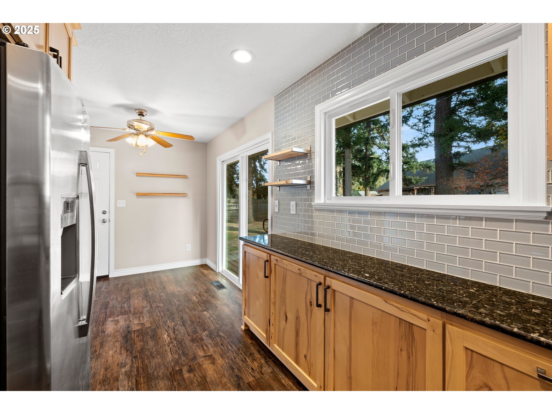 330 Northeast 190th Avenue Portland, OR 97230 - Photo 14 of 29