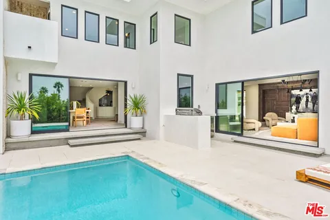 $4,998,000 | 2380 Venus Drive, Los Angeles, CA 90046