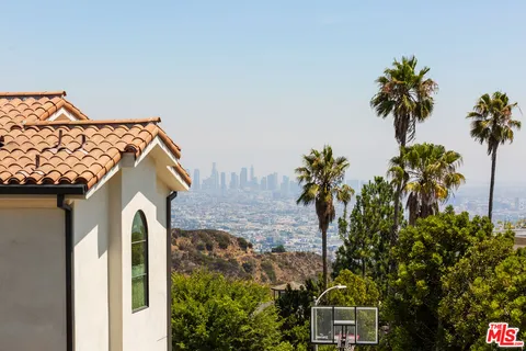 $4,998,000 | 2380 Venus Drive, Los Angeles, CA 90046