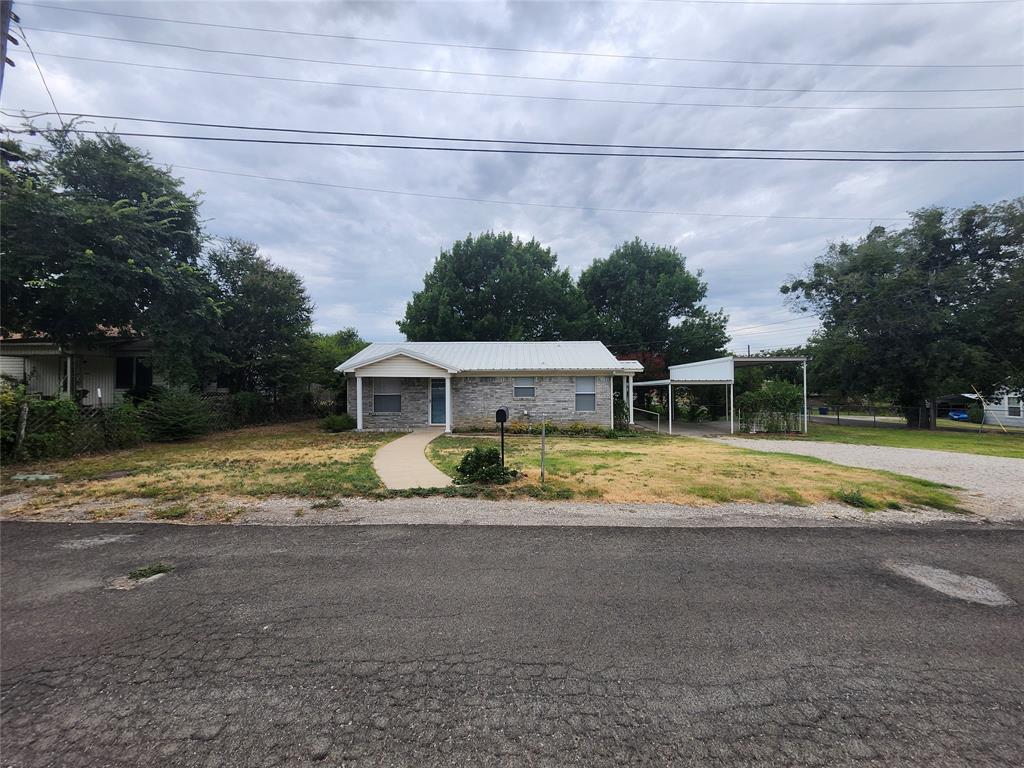 409 North Lane Street Decatur, TX 76234 - Photo 1 of 1 It all starts here!