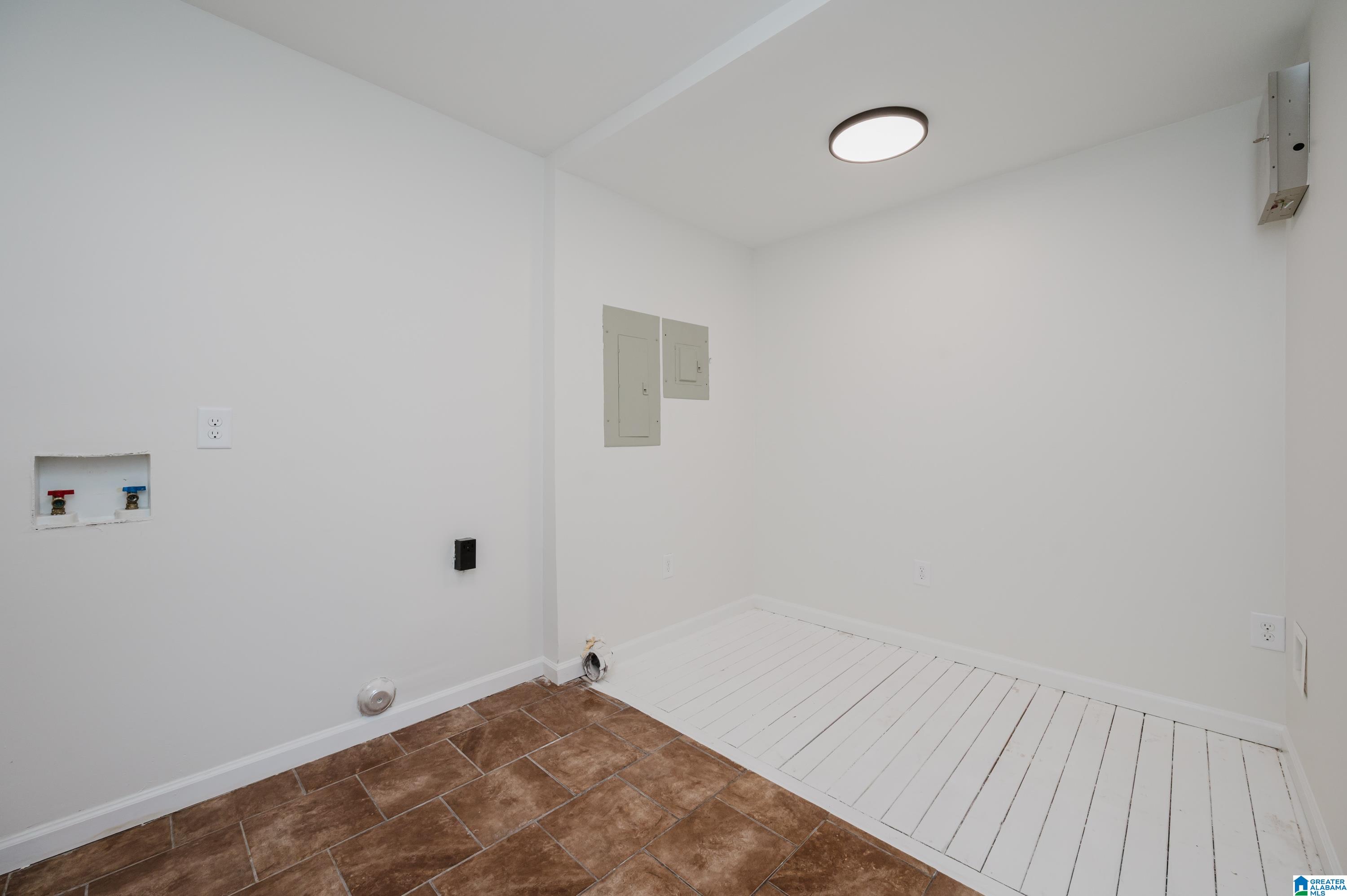 232 Silverstone Lane Alabaster, AL 35007 - Photo 36 of 43