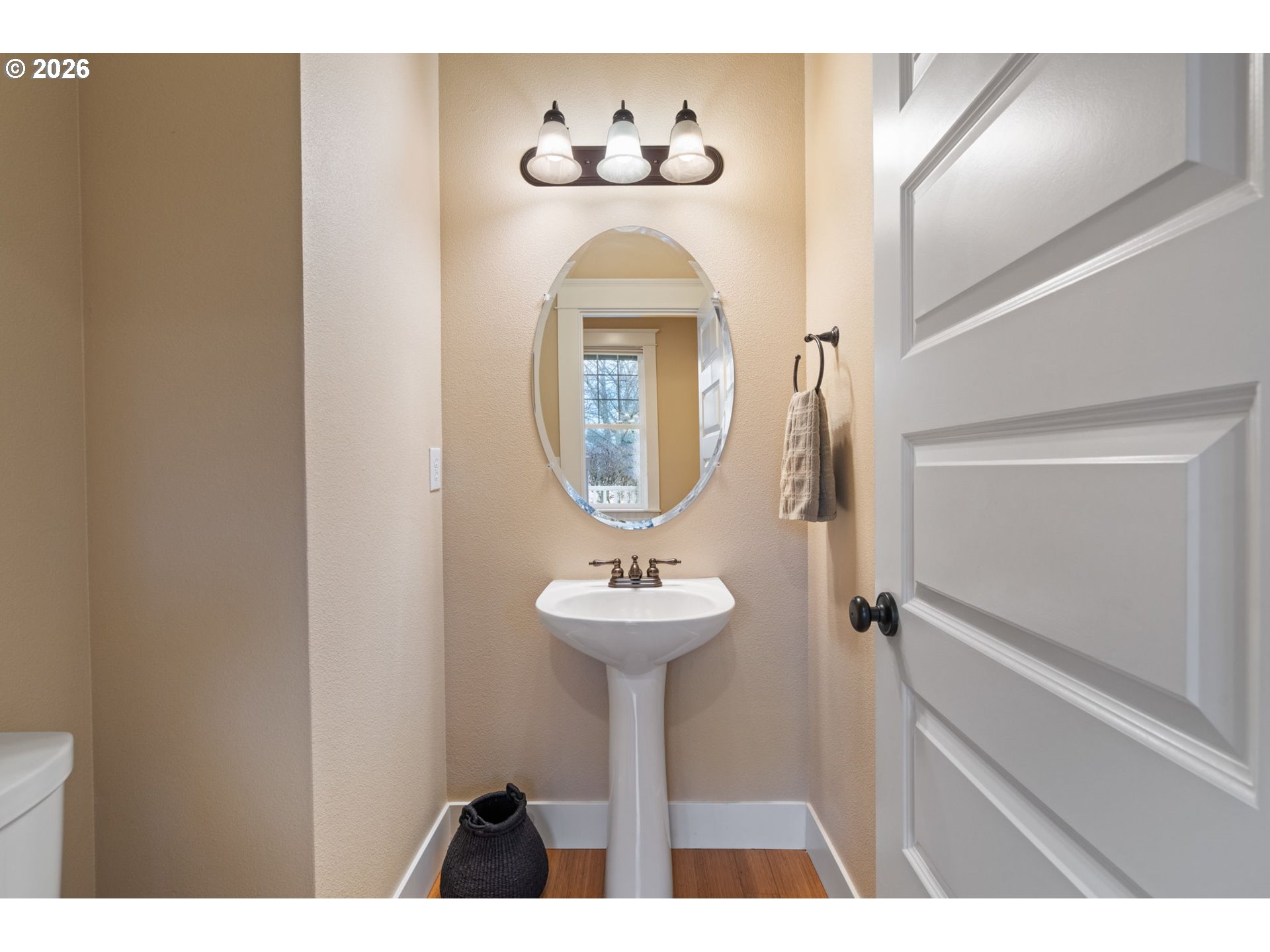 5727 Northeast Tillamook Street Portland, OR 97213 - Photo 20 of 40 Bathroom