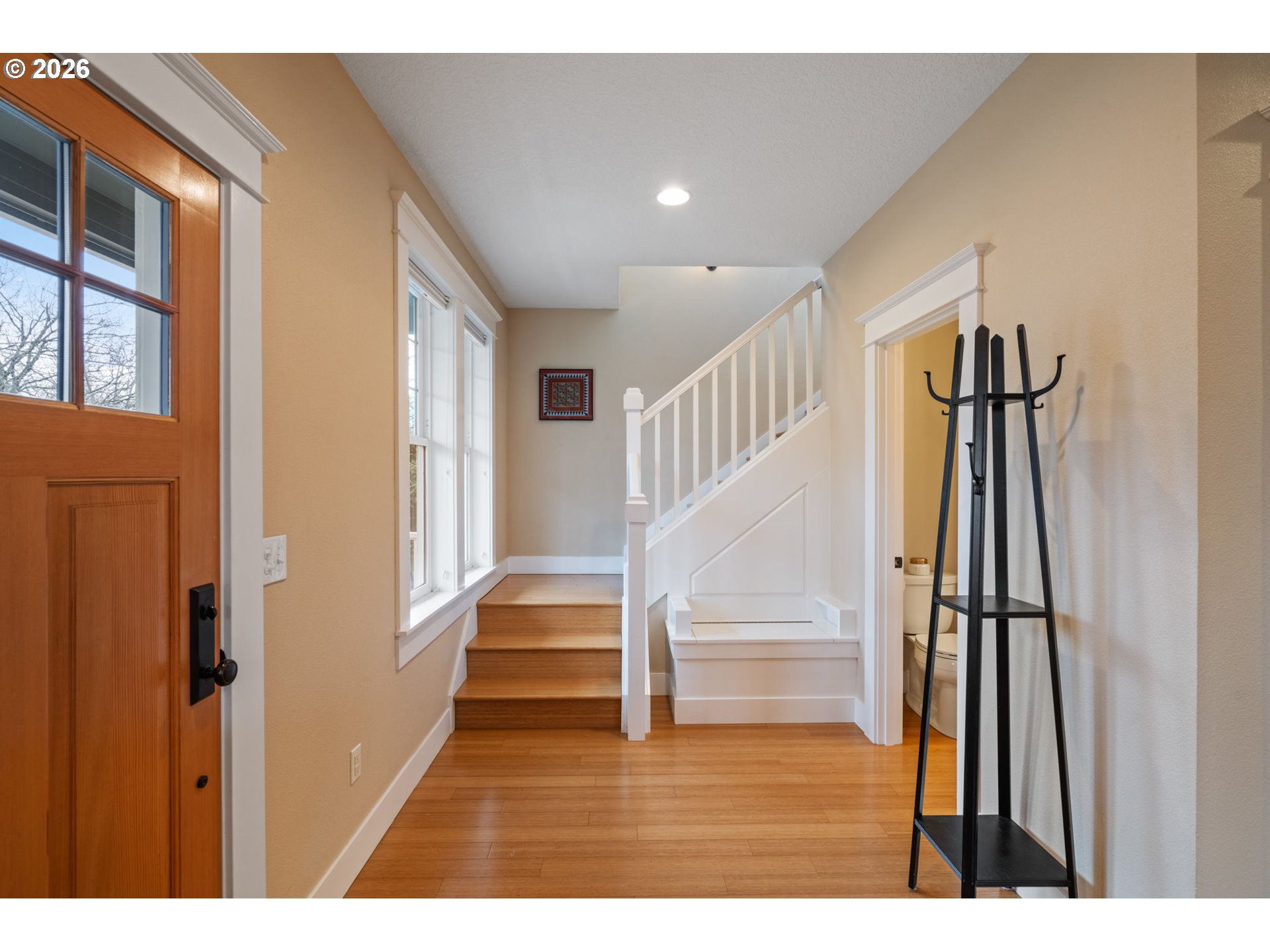 5727 Northeast Tillamook Street Portland, OR 97213 - Photo 4 of 40 Entrance/Foyer