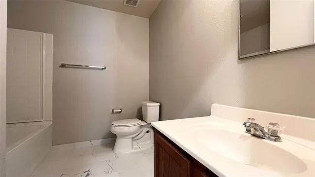 $2,400 | 13269 Fowler Drive, Frisco, TX 75035