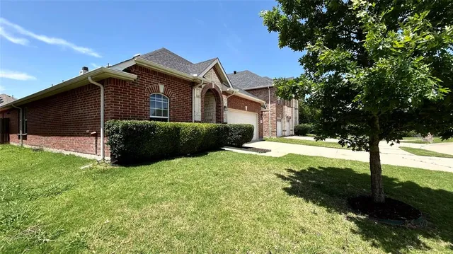 $2,400 | 13269 Fowler Drive, Frisco, TX 75035