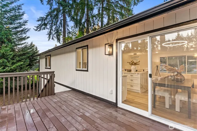 $649,999 | 6018 190th Ave Court East, Lake Tapps, WA 98391