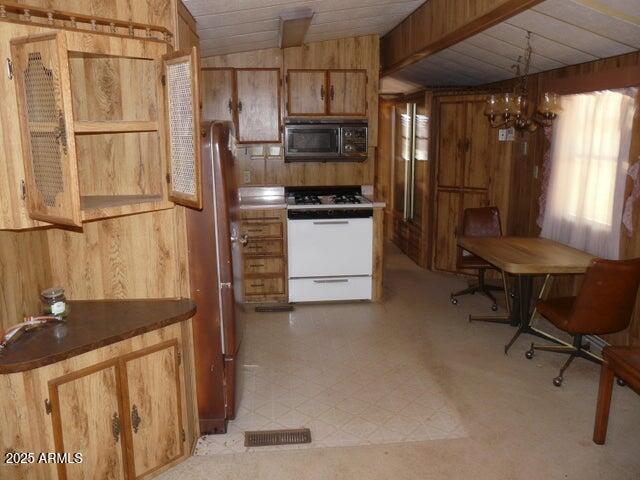 5929 Hertz Road, Unit 70 Heber, AZ 85928 - Photo 8 of 11 8
