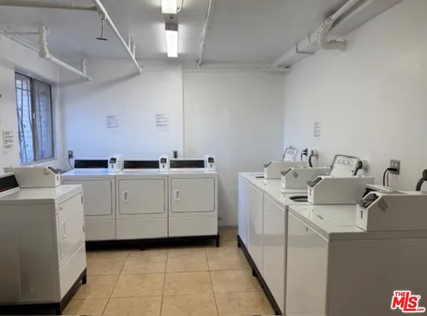 $1,195 | 738 New Hampshire Avenue, Unit 208, Los Angeles, CA 90005