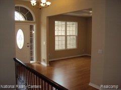 22204 Roberts Drive Northville, MI 48167 - Photo 2 of 10 monroefoyer.jpg