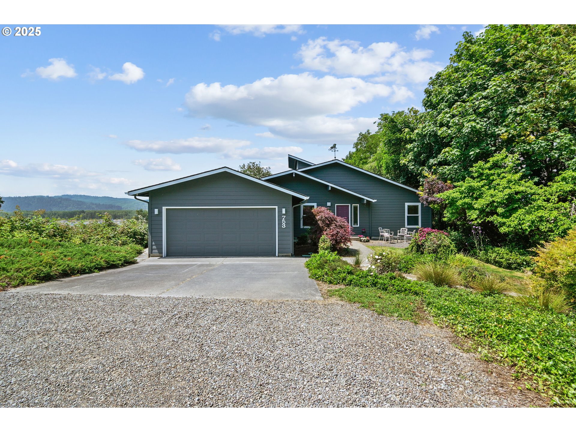 753 North 2nd Street Kalama, WA 98625 - Photo 2 of 44