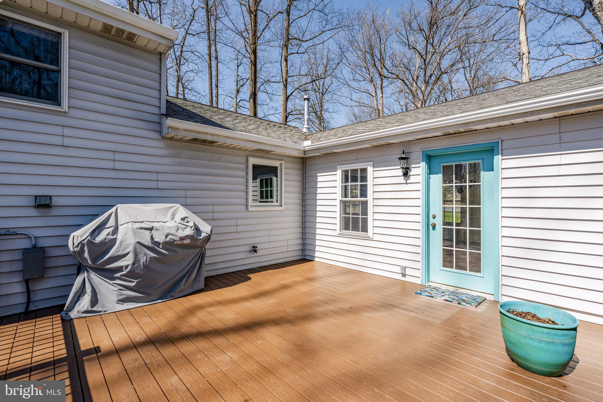 4897 Bossler Road Elizabethtown, PA 17022 - Photo 47 of 50 Synthetic Deck - with Hot Tub Potential
