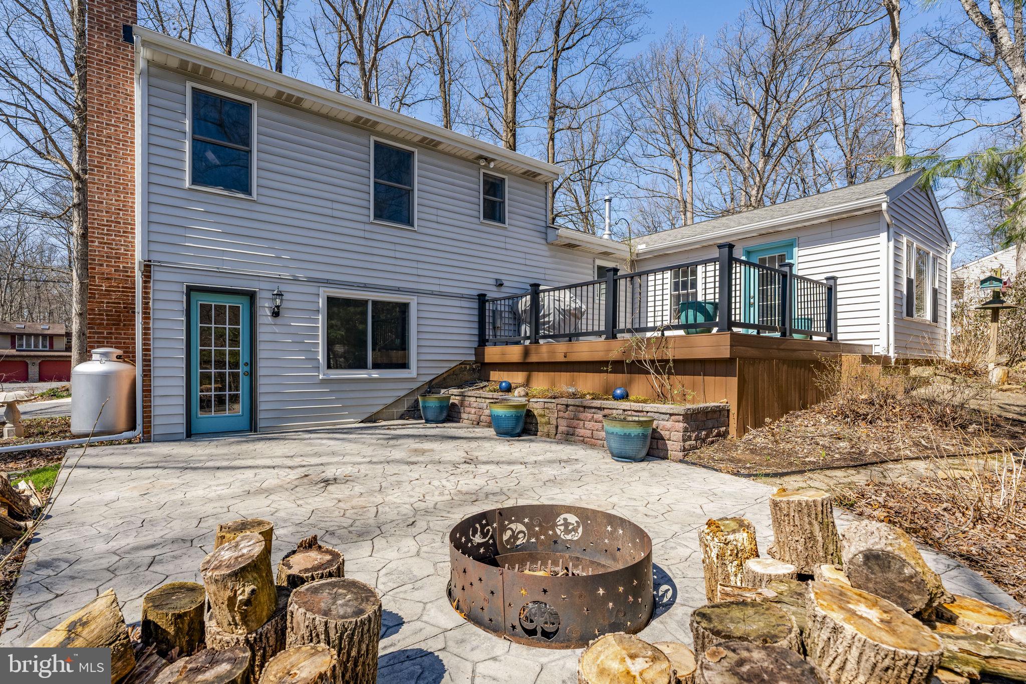 4897 Bossler Road Elizabethtown, PA 17022 - Photo 5 of 50 Private Patio with Deck