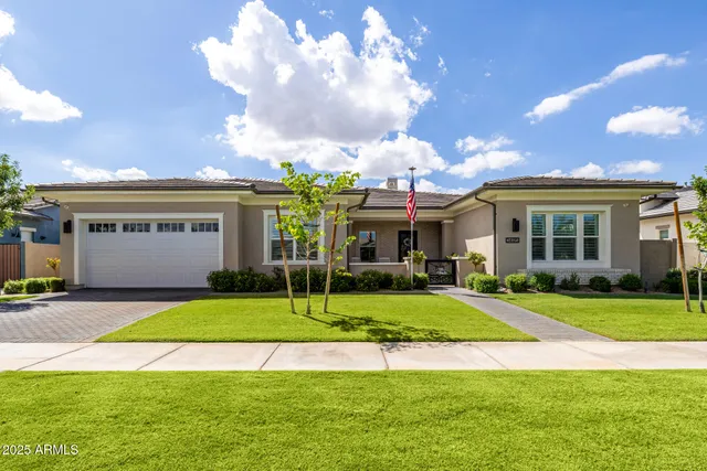 $1,529,000 | 3495 East Bloomfield Parkway, Gilbert, AZ 85296