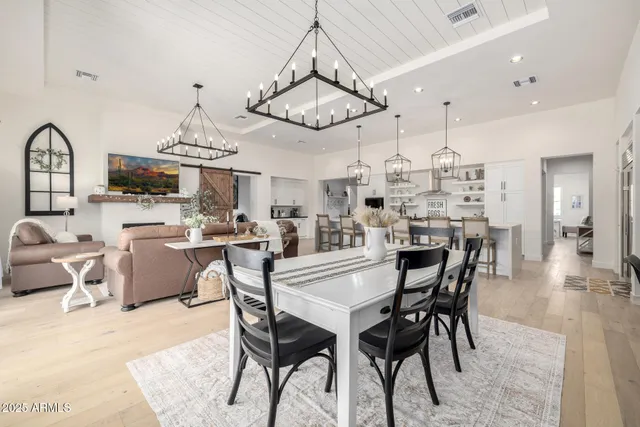 $1,529,000 | 3495 East Bloomfield Parkway, Gilbert, AZ 85296