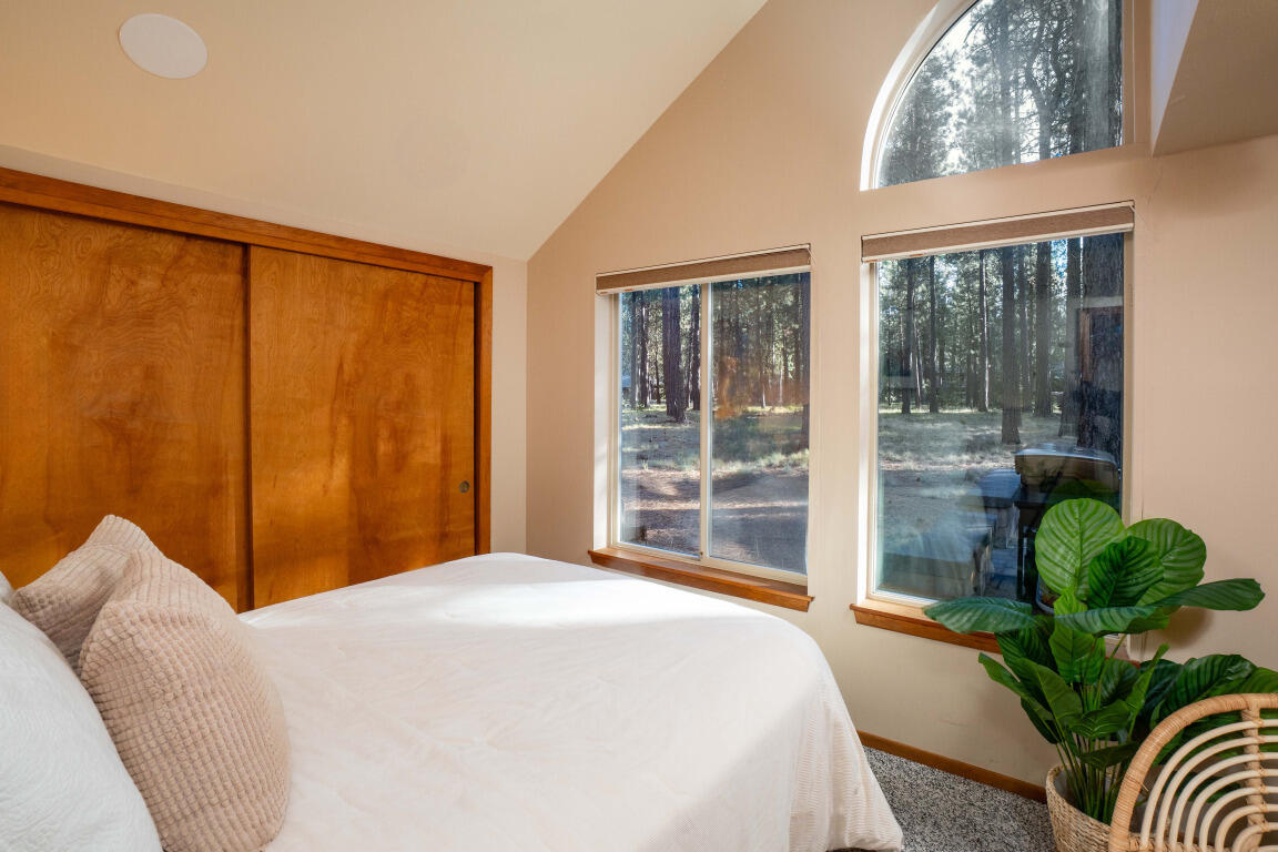 70701 Pasque Flower, Unit SM 94 Black Butte Ranch, OR 97759 - Photo 16 of 26