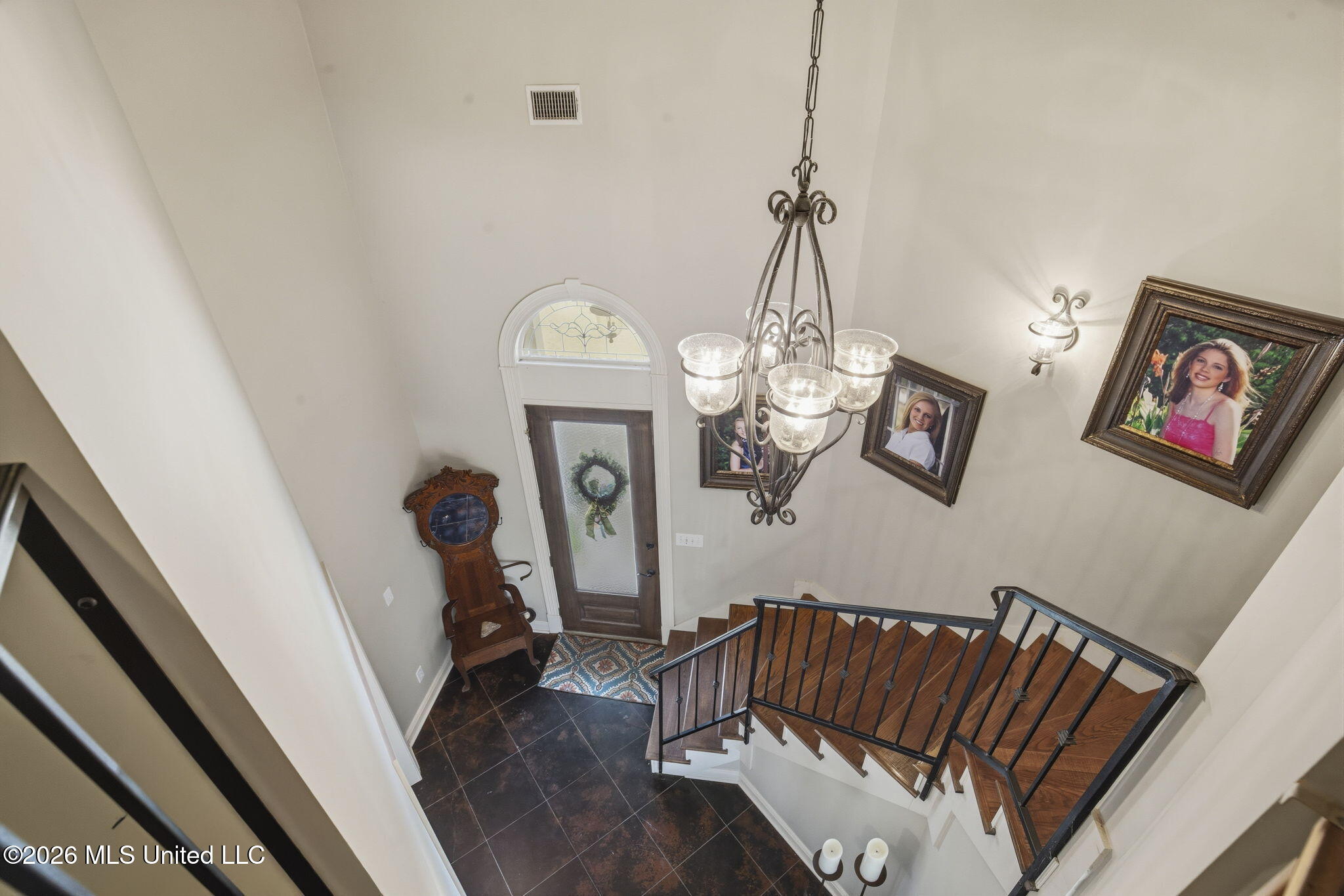 116 Windsor Boulevard Brandon, MS 39042 - Photo 32 of 61 Stairway from upstairs