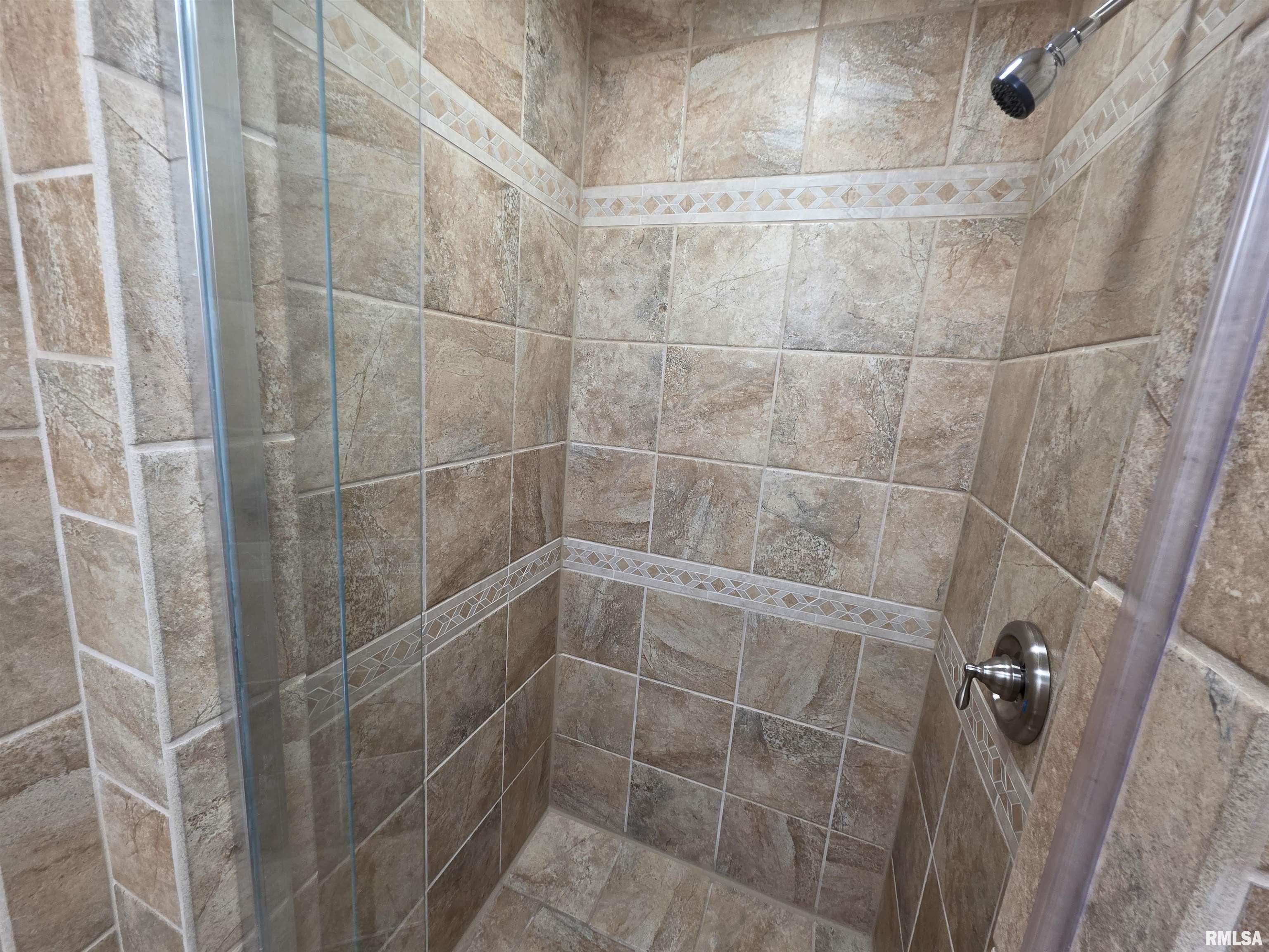 24 Wenzel Lane Springfield, IL 62702 - Photo 16 of 32