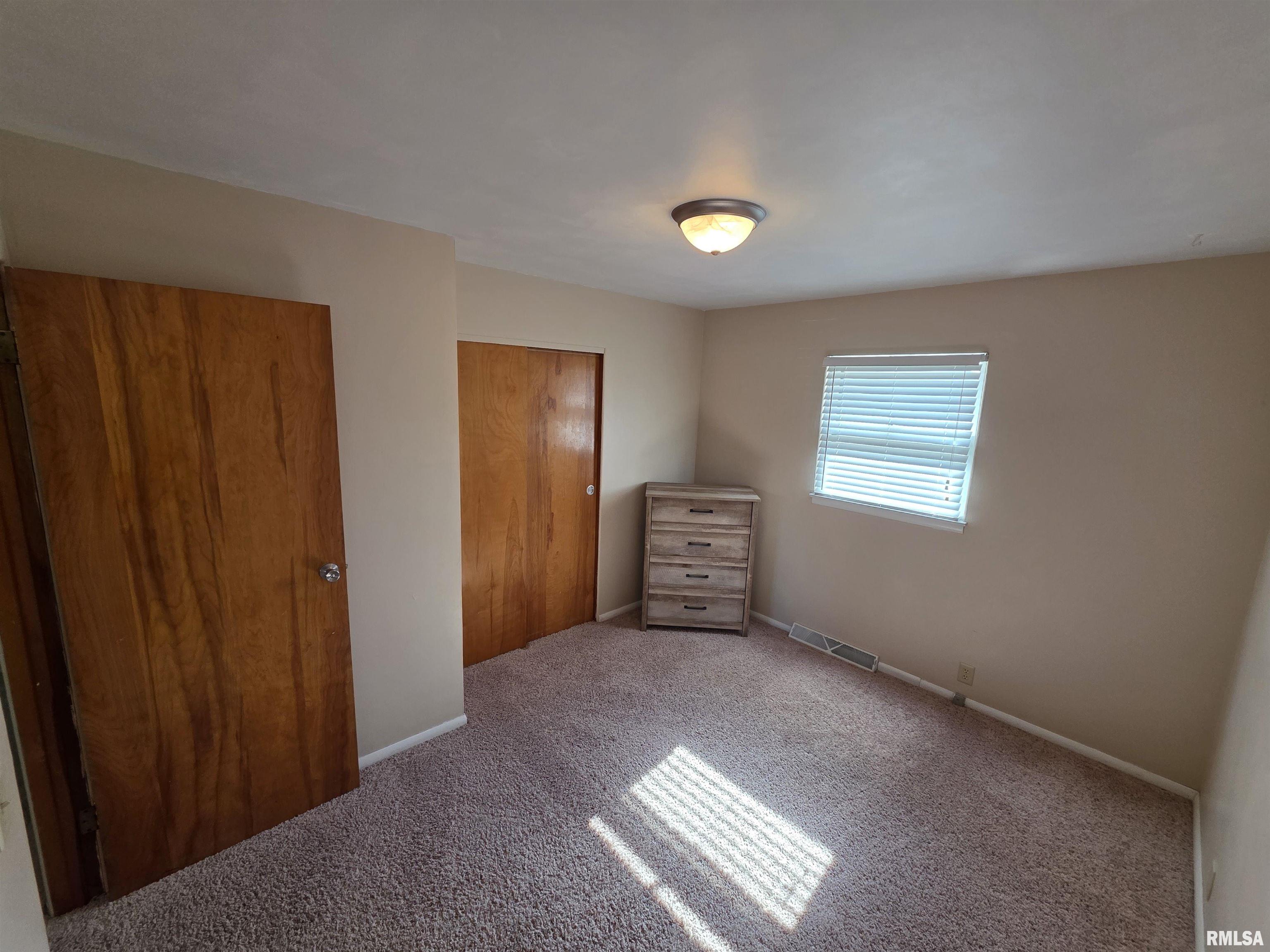 24 Wenzel Lane Springfield, IL 62702 - Photo 23 of 32