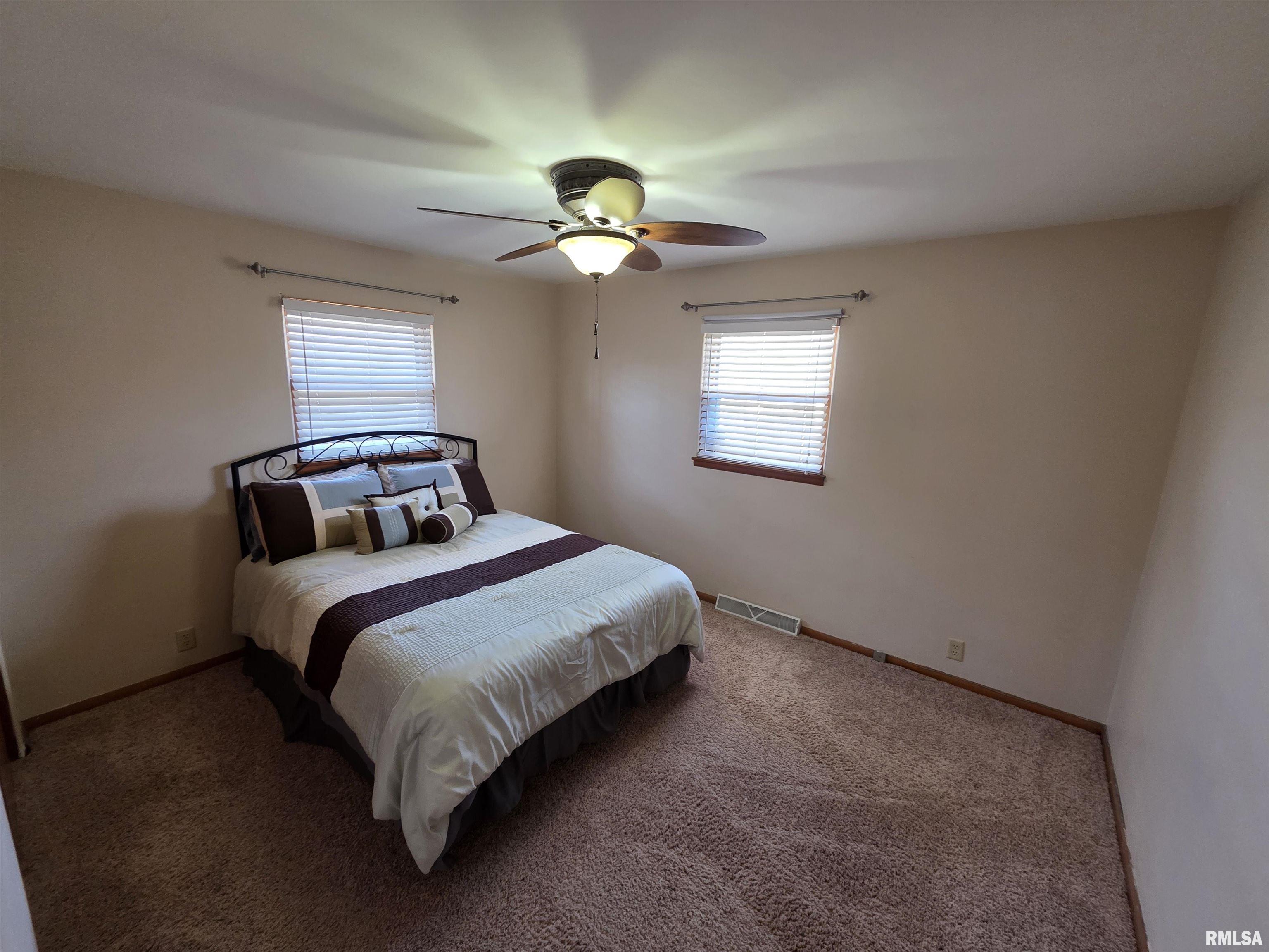 24 Wenzel Lane Springfield, IL 62702 - Photo 24 of 32