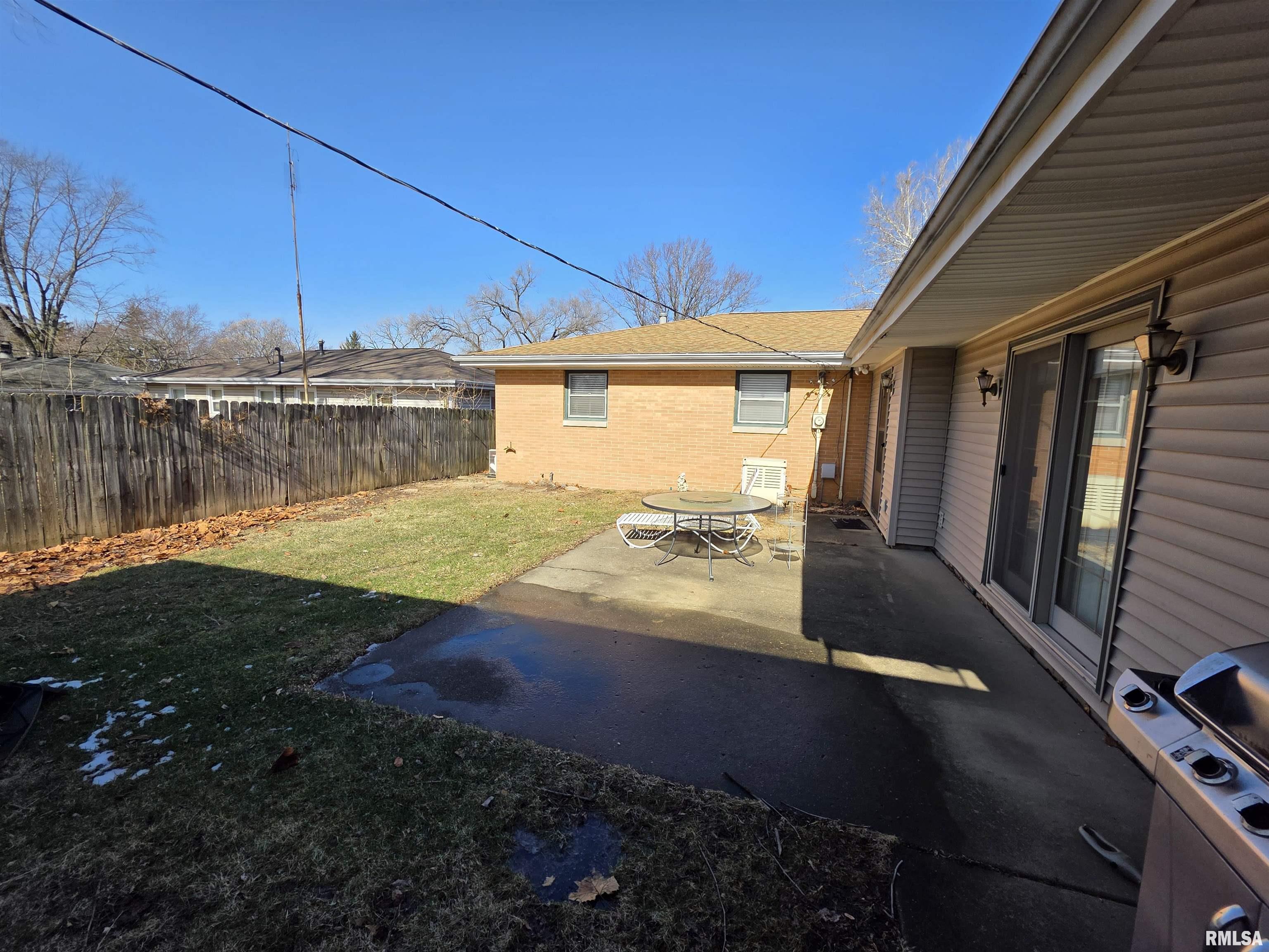 24 Wenzel Lane Springfield, IL 62702 - Photo 31 of 32