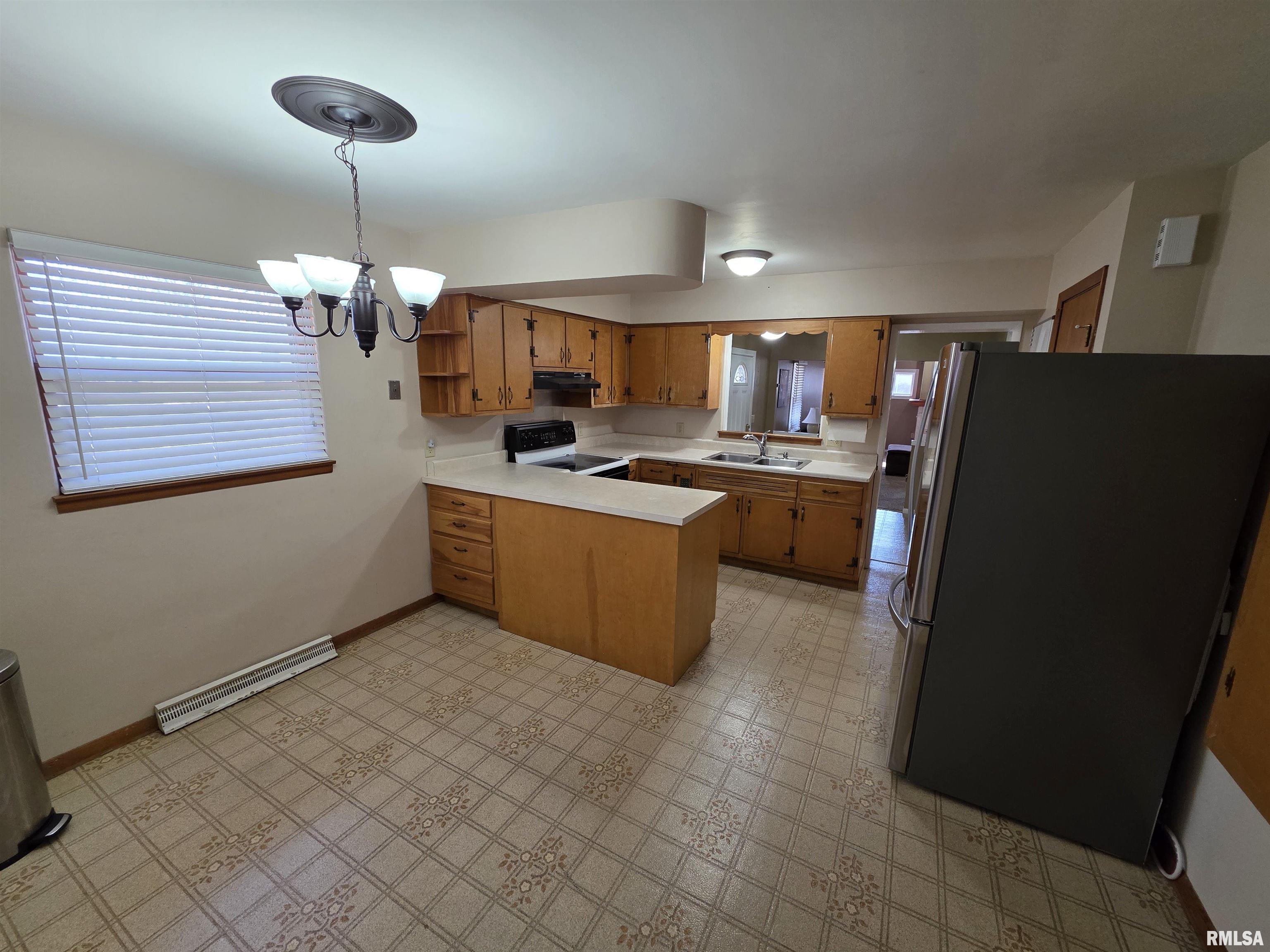 24 Wenzel Lane Springfield, IL 62702 - Photo 10 of 32