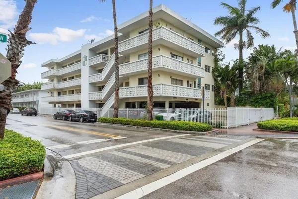 $1,750 | 900 Euclid Avenue, Unit 5, Miami Beach, FL 33139