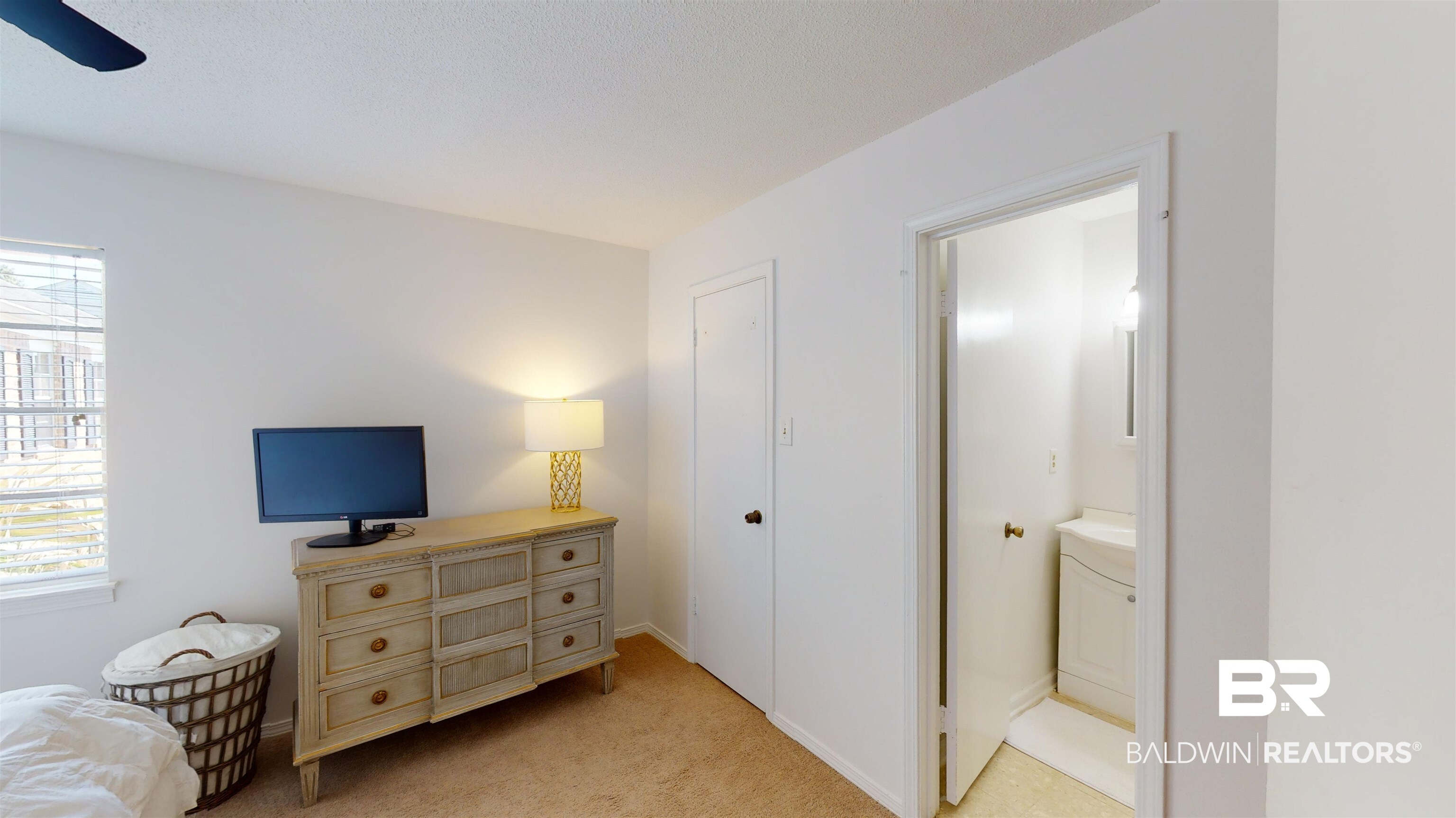 106 Du Rhu Drive, Unit F Mobile, AL 36608 - Photo 11 of 18