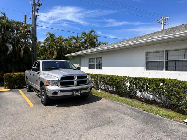 2103 Southeast Edler Drive Stuart, FL 34994 - Photo 11 of 13 parking lot