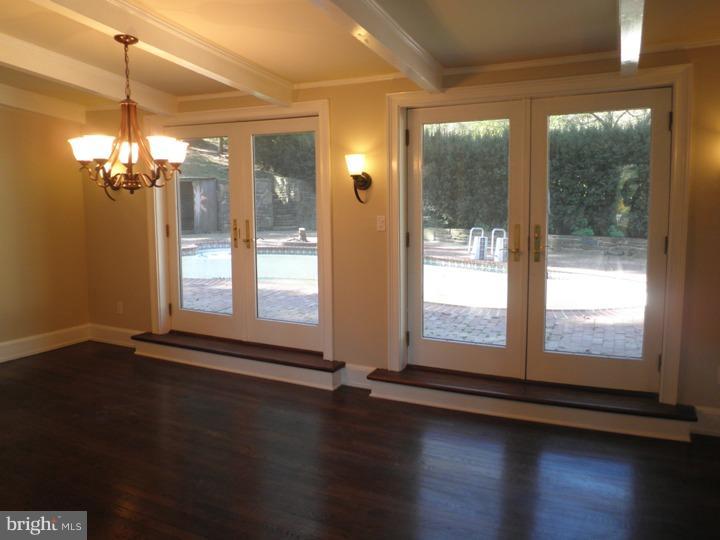 407 Woodhill Road Wayne, PA 19087 - Photo 5 of 12 Dining Room