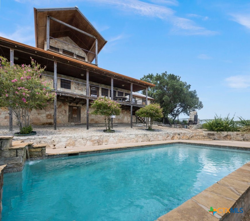 360 Bluebonnet Concan, TX 78838 - Photo 32 of 39