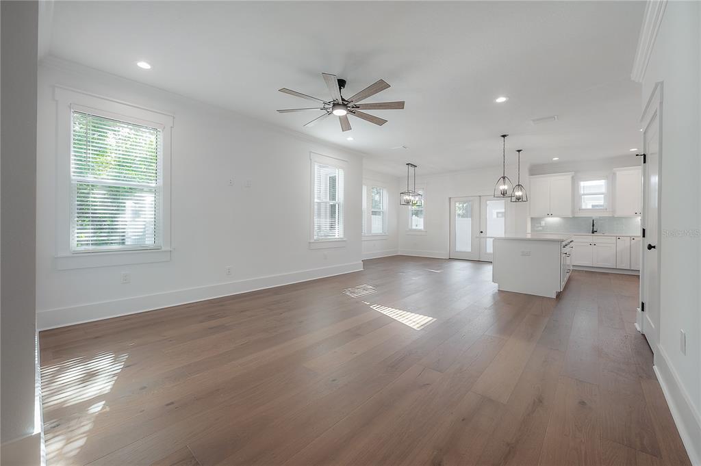 807 East Ida Street, Unit 1 Tampa, FL 33603 - Photo 13 of 48