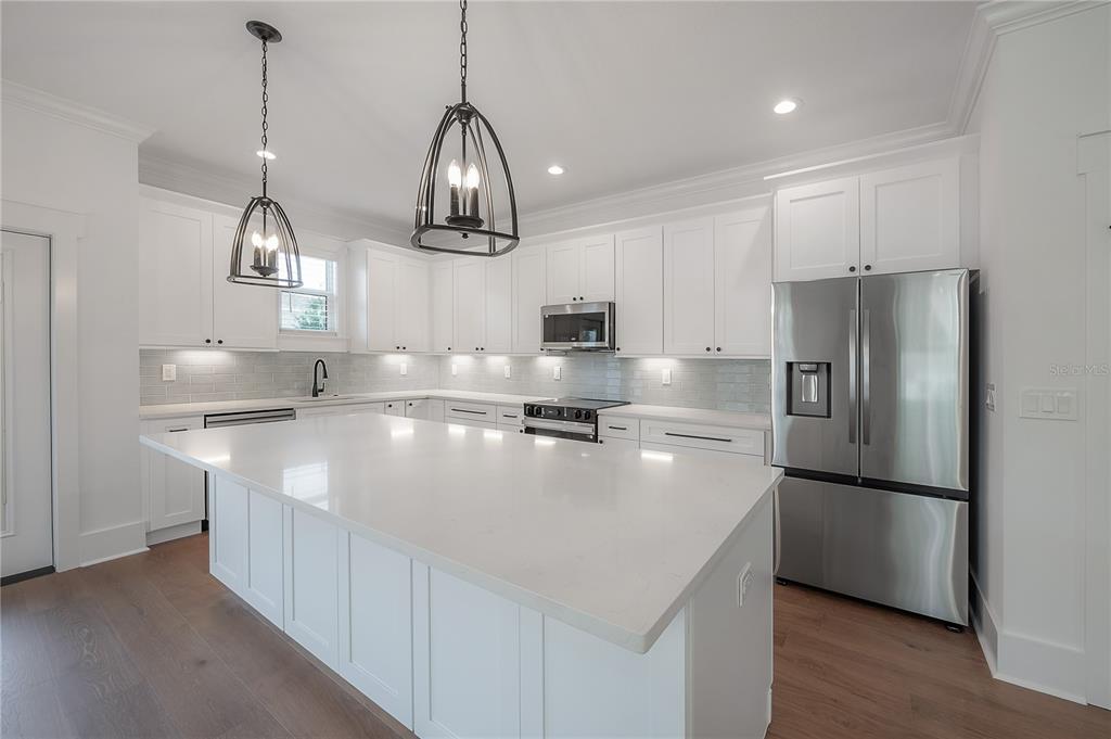 807 East Ida Street, Unit 1 Tampa, FL 33603 - Photo 2 of 48