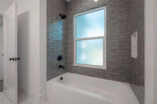 $3,350 | 807 East Ida Street, Unit 1, Tampa, FL 33603