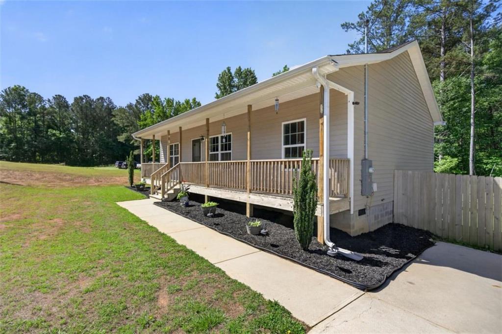 22 Sutton Road Buchanan, GA 30113 - Photo 3 of 24