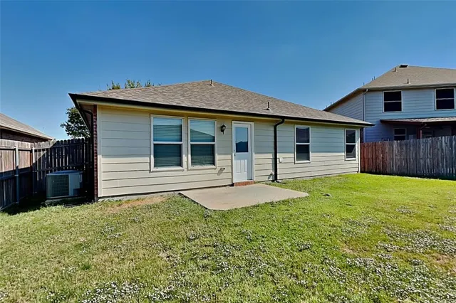 $1,975 | 12677 Lost Prairie Drive, Fort Worth, TX 76244