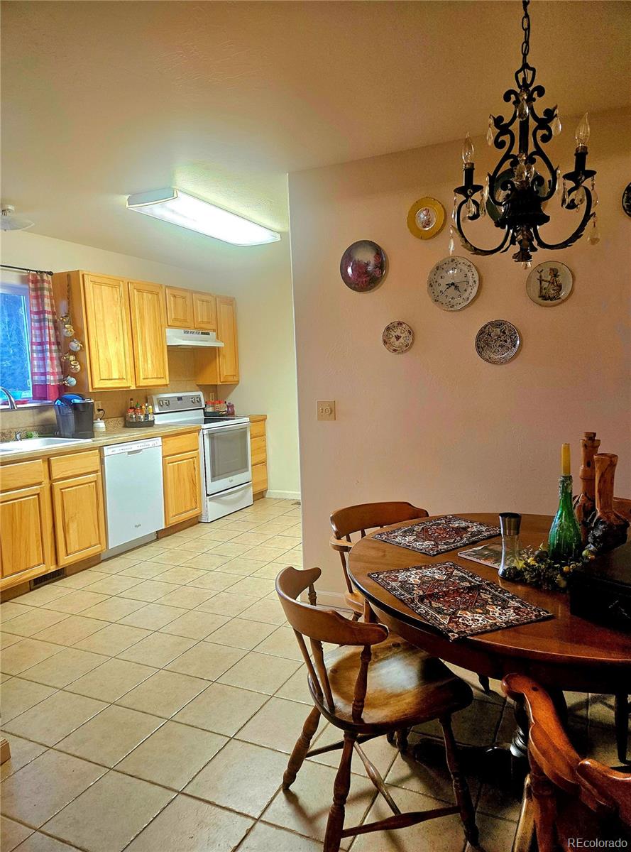 2660 Campfire Road Hartsel, CO 80449 - Photo 29 of 49