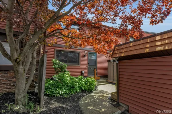 $164,900 | 1281 Peppertree Drive, Evans, NY 14047