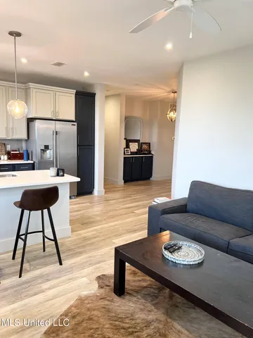 $2,200 | 2501 Bienville Boulevard, Unit 331, Ocean Springs, MS 39564