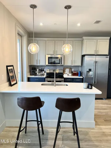 $2,200 | 2501 Bienville Boulevard, Unit 331, Ocean Springs, MS 39564