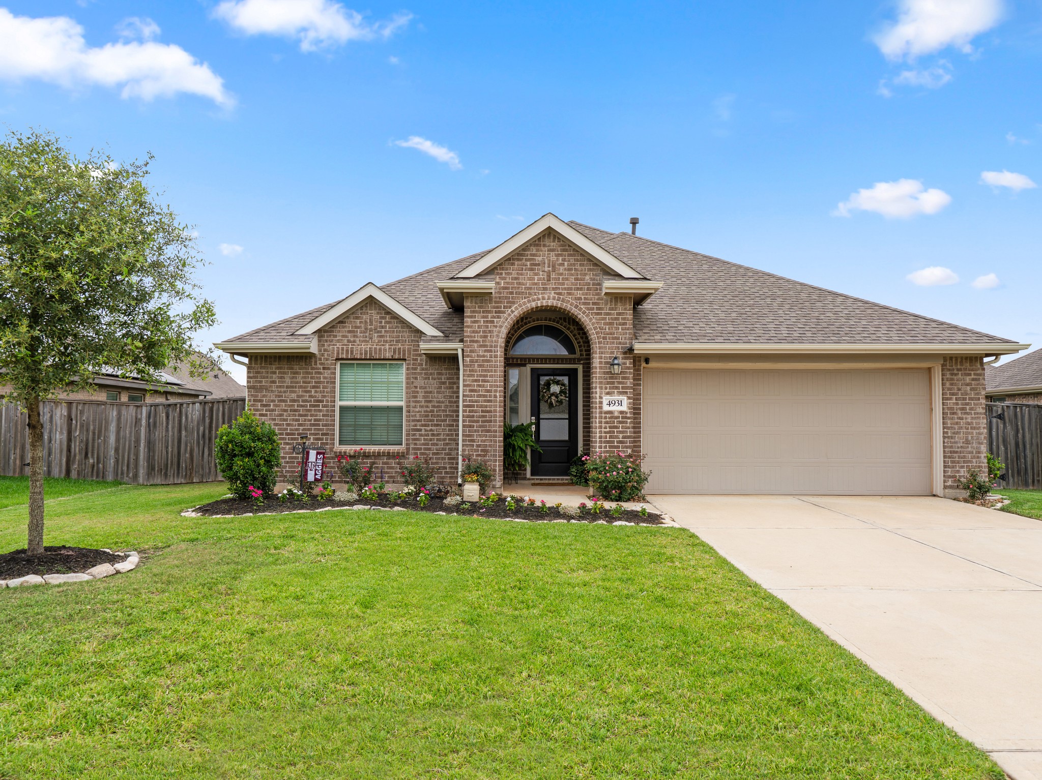 4931 Twin Summit Drive Rosenberg, TX 77469 - Photo 1 of 48