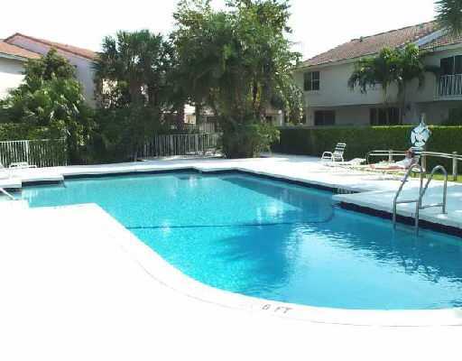 1004 Jeffery Street, Unit 1004 Boca Raton, FL 33487 - Photo 1 of 1 Primary Photo