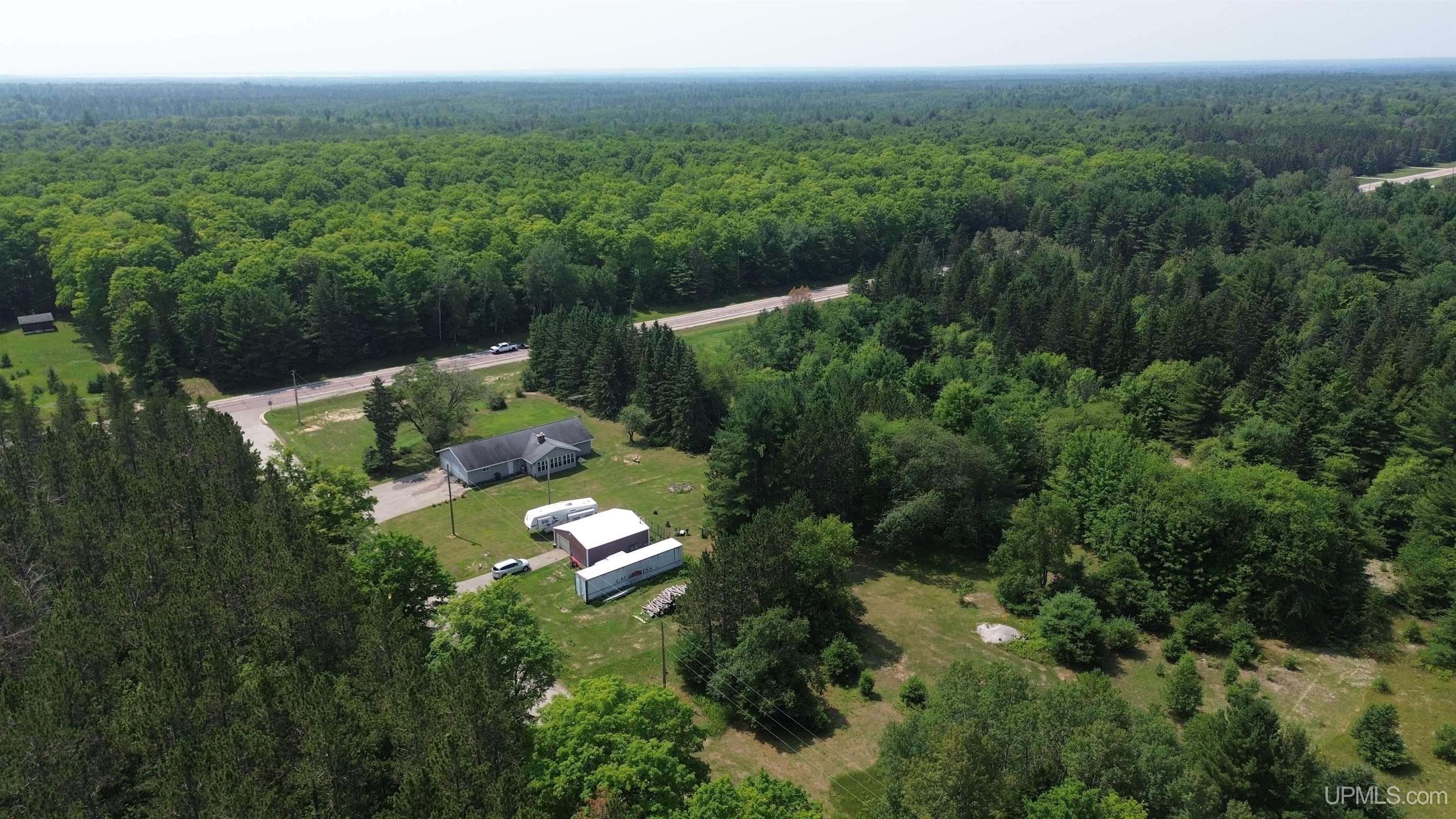4815 Southside Road Manistique, MI 49854 - Photo 5 of 49