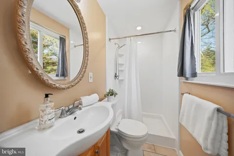 $525,000 | 19517 Laguna Drive, Gaithersburg, MD 20879